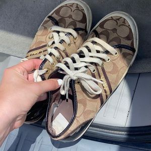 women’s coach shoes